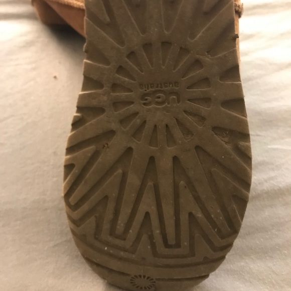 Women’s Ugg Classic Chestnut - Picture 4 of 4